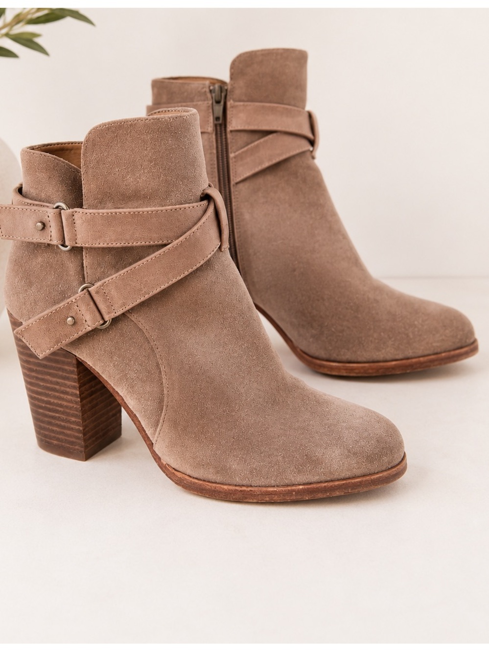 GIANNI BINI CHUNKY HEEL ANKLE STRAPPY BOOTIES TAUPE GRAY SIZE 10